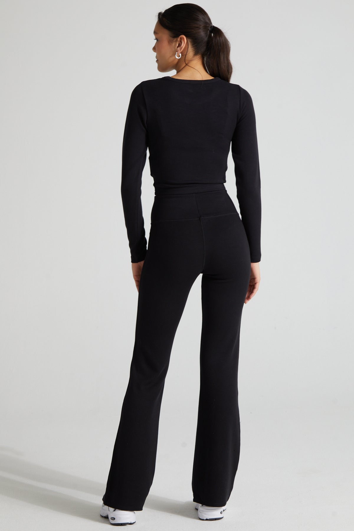 Contour Flared Leggings- Jet Black