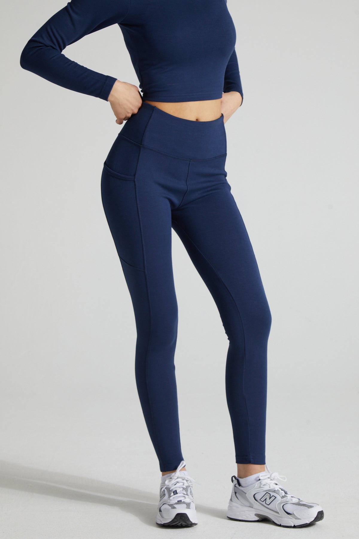 Contour Leggings- Midnight Blue